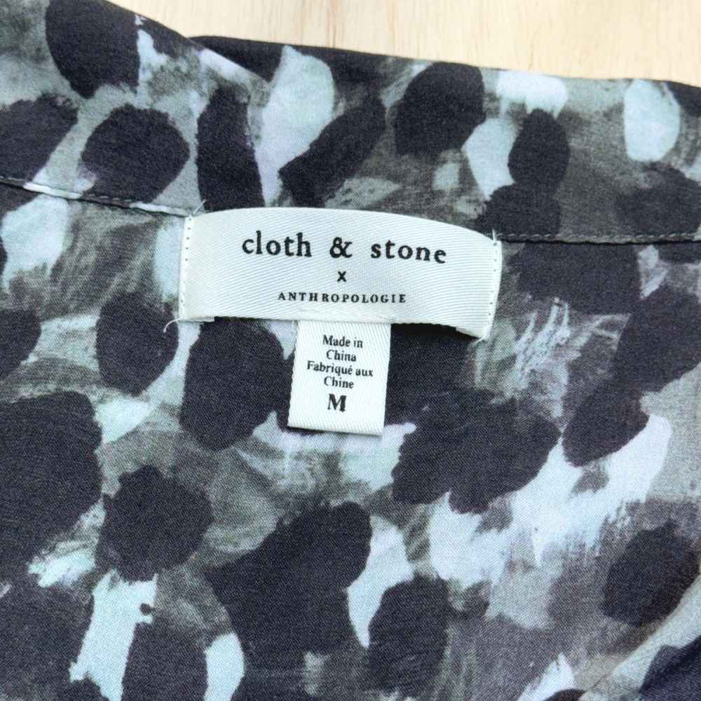 Anthropologie Cloth & Stone Shirt M Abstract Animal Print Tie Front Button Down - Picture 7 of 10